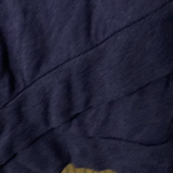 Xl purple light weight super soft sweater. Smoke free pet friendly home - Picture 3 of 5